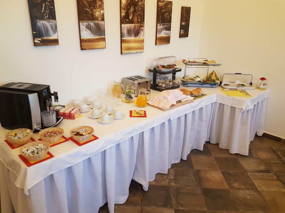 Penzion Polovnik Moldava nad Bodvou المظهر الخارجي الصورة
